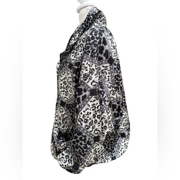 Active Studio Vintage Windbreaker Jacket - Picture 4 of 13